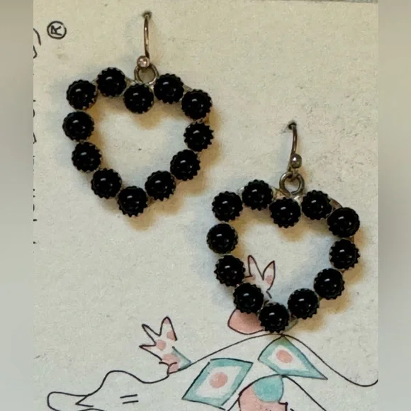 Vintage Onyx and Sterling Silver Heart Choker and Earrings Set - Picture 4 of 6